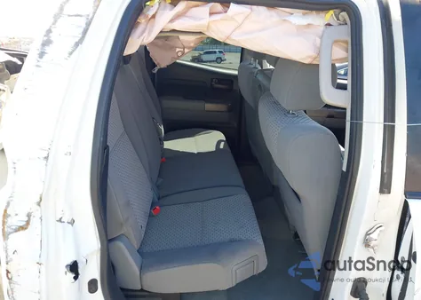 2011 Toyota Tundra Double Cab Sr5 z USA, uszkodzony, nr VIN 5TFUW5F13BX186852